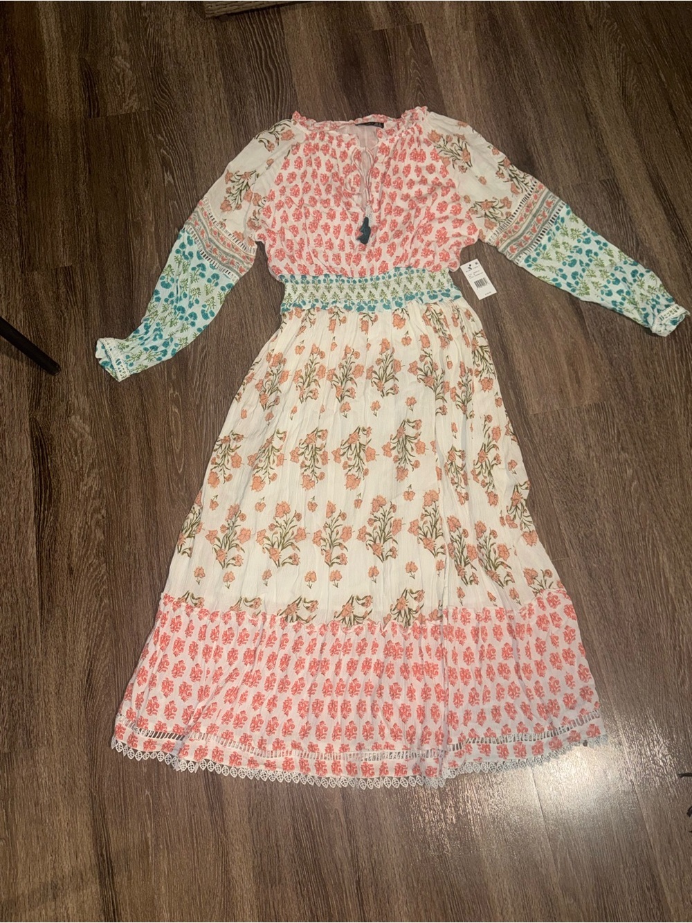 Black Tape_ Morning Dew Mixed-Print Floral Long Sleeve  Dress Size M